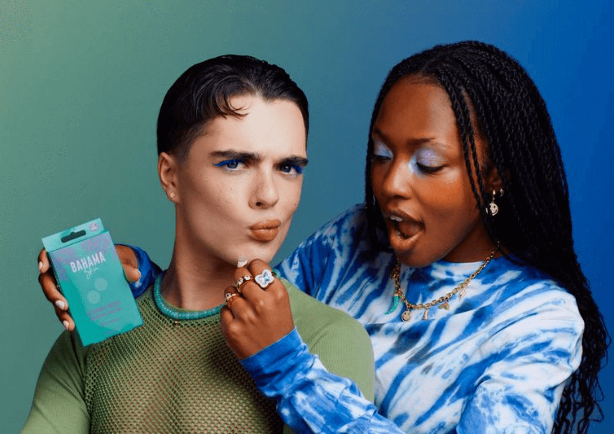 Hydrokoloidní čistící náplasti na akné Cica Pimple Patches jsou transparentní a účinné - Bahama Official 1